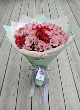 Букет цветов из:  Альстромерии в Горки-10
