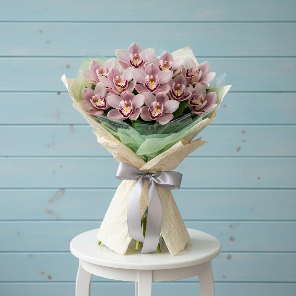 Букет цветов из: Орхидеи и Розы в Горки-10