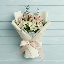 Букет цветов из:  Альстромерии в Горки-10
