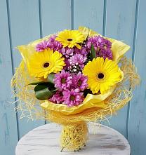 Букет цветов из:  Хризантемы и Герберы в Горки-10