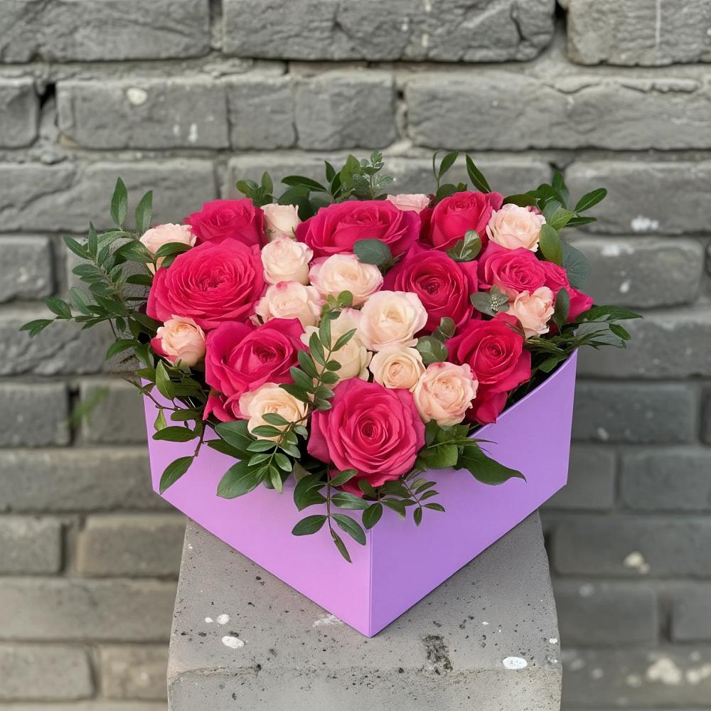 Цветочная композиция из Розы в коробке в Горки-10