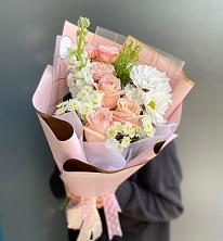 Букет цветов из:  Хризантемы и Розы в Горки-10