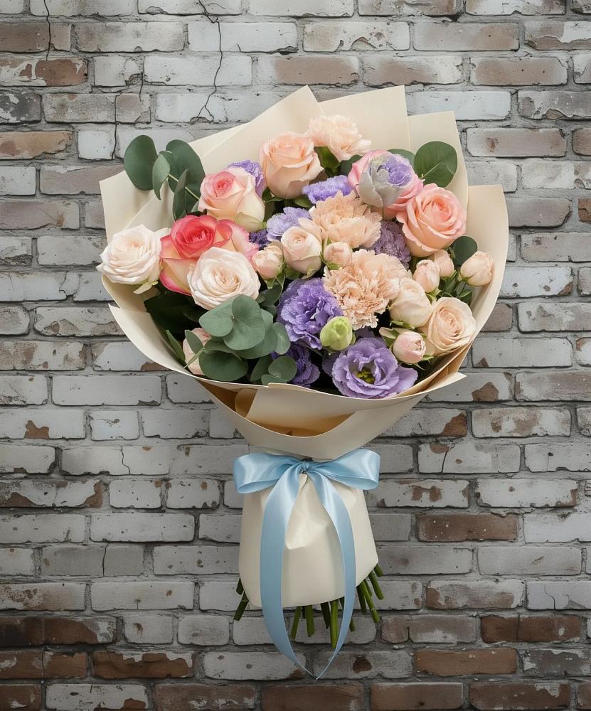 Букет цветов из: Розы, Лизиантусы и Гвоздики в Горки-10