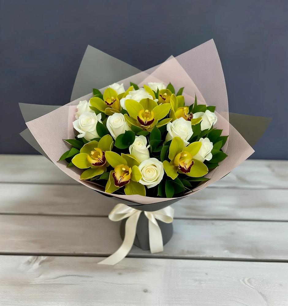 Букет цветов из: Орхидеи и Розы в Горки-10