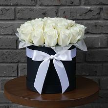 Цветочная композиция из Розы в шляпной коробке в Горки-10